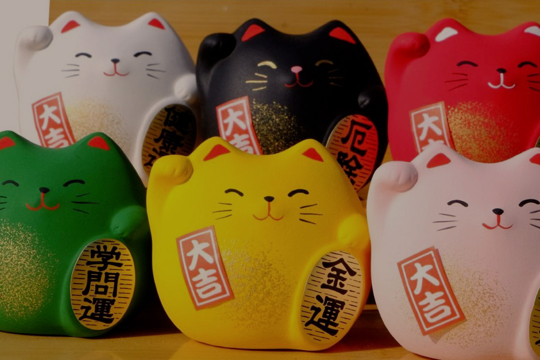 Maneki Neko - Storia e Leggenda del gatto portafortuna